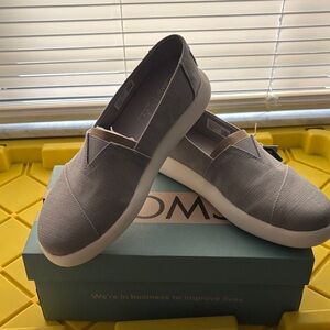 TOMS 
Women’s Alpargata Mallow Slip On Sneakers